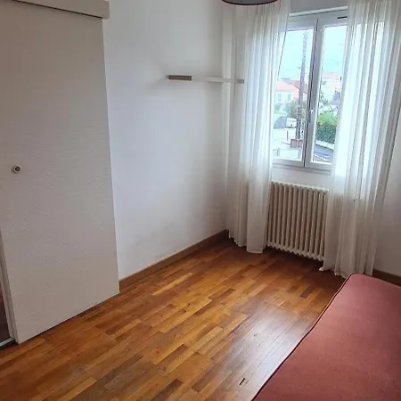 Сasa de vacaciones Maison Proche Centre Nantes *